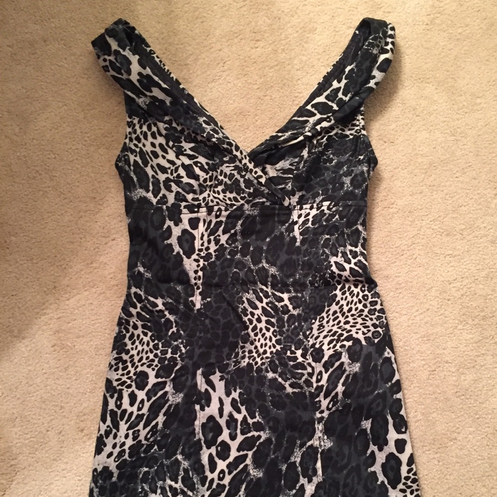 Guess LA size 3( XS ) lightly used.